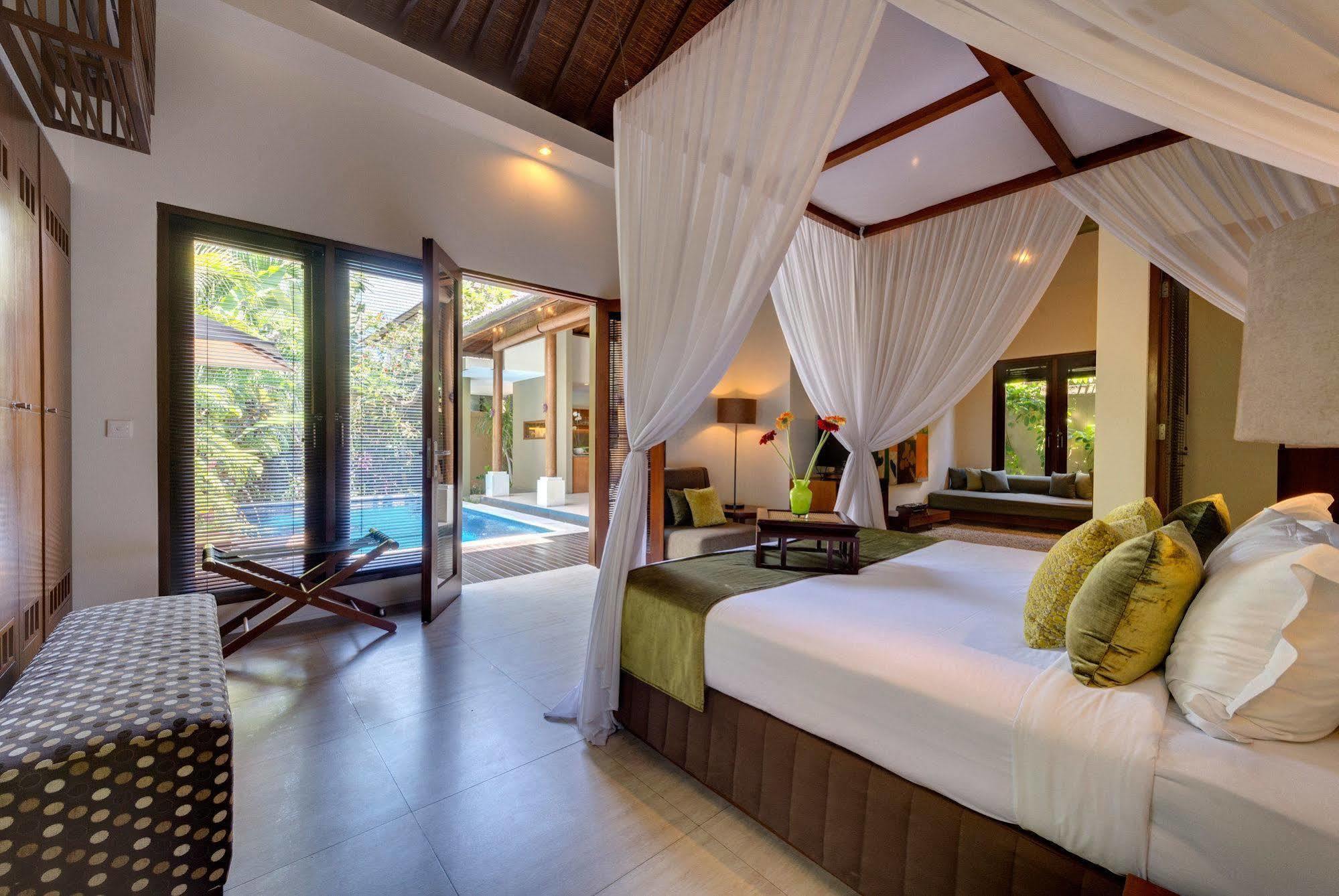 Lakshmi Villas Seminyak Exterior foto