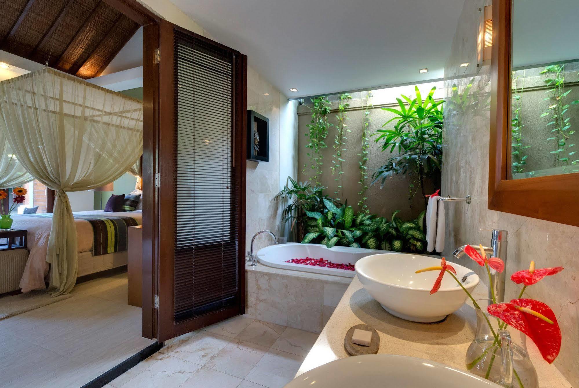 Lakshmi Villas Seminyak Exterior foto